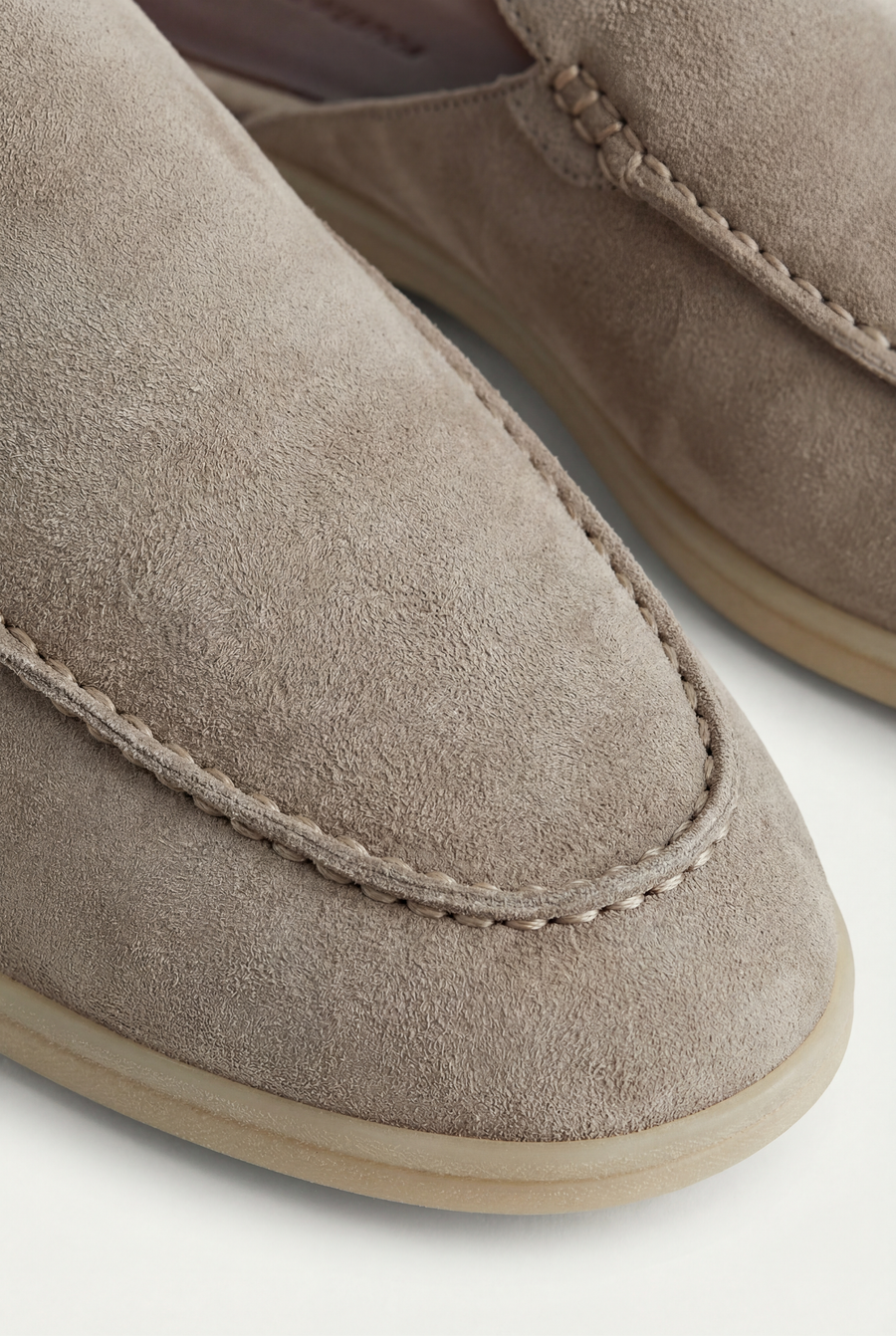 The Yacht Mule — Pietra